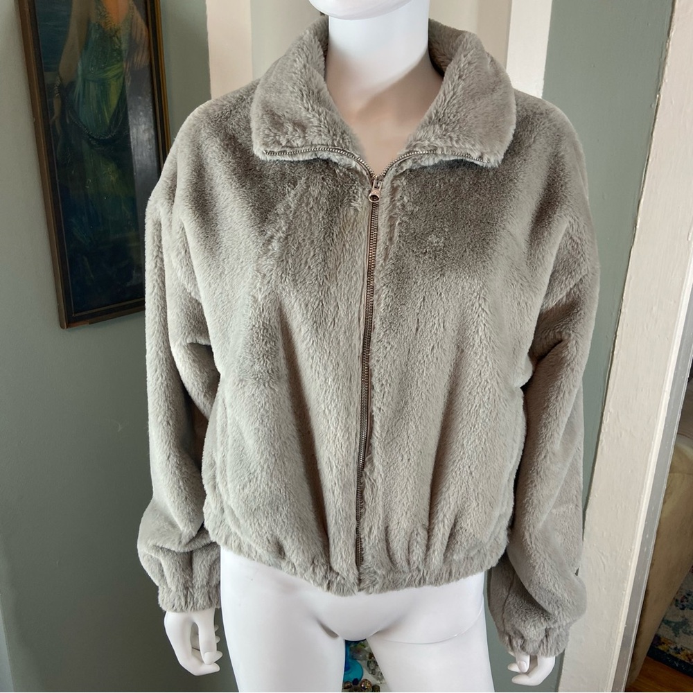 BP Brass Plum Soft Gray Faux Fur Teddy Jacket Coat Small S Zip Bomber Nordstrom